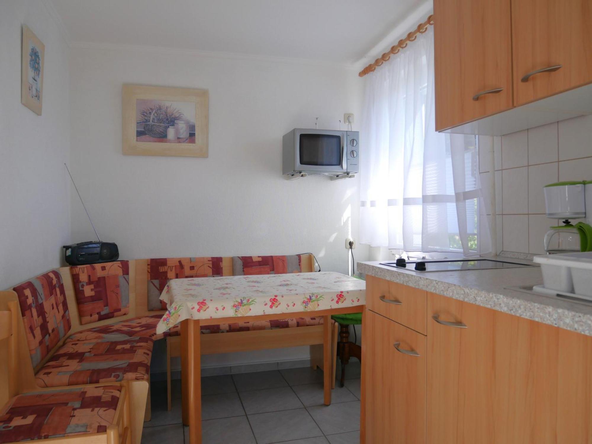 2 Ferienzimmer Inkl Fr & 1 Bungalow, Wlan, Garten, Grill 치노비츠 외부 사진