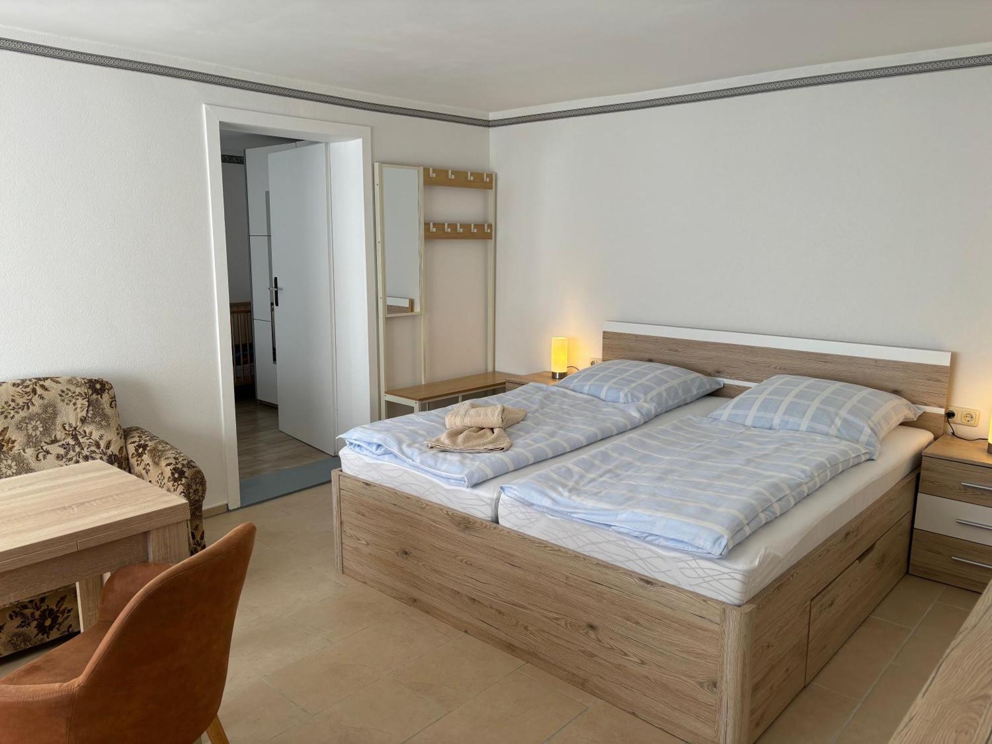 2 Ferienzimmer Inkl Fr & 1 Bungalow, Wlan, Garten, Grill 치노비츠 외부 사진