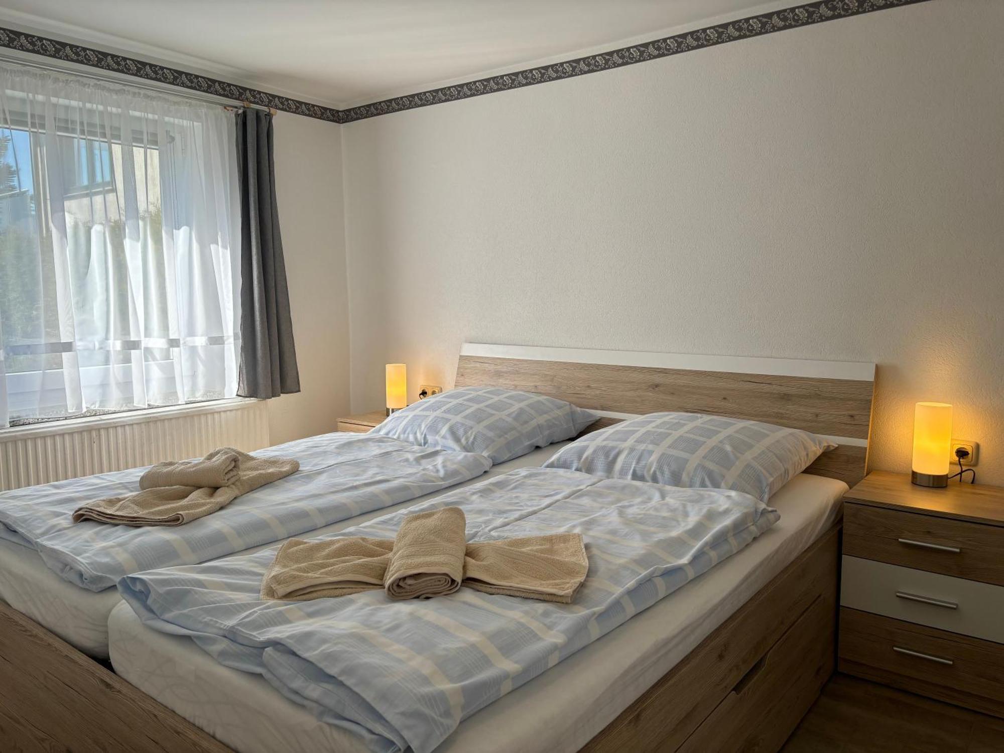 2 Ferienzimmer Inkl Fr & 1 Bungalow, Wlan, Garten, Grill 치노비츠 외부 사진