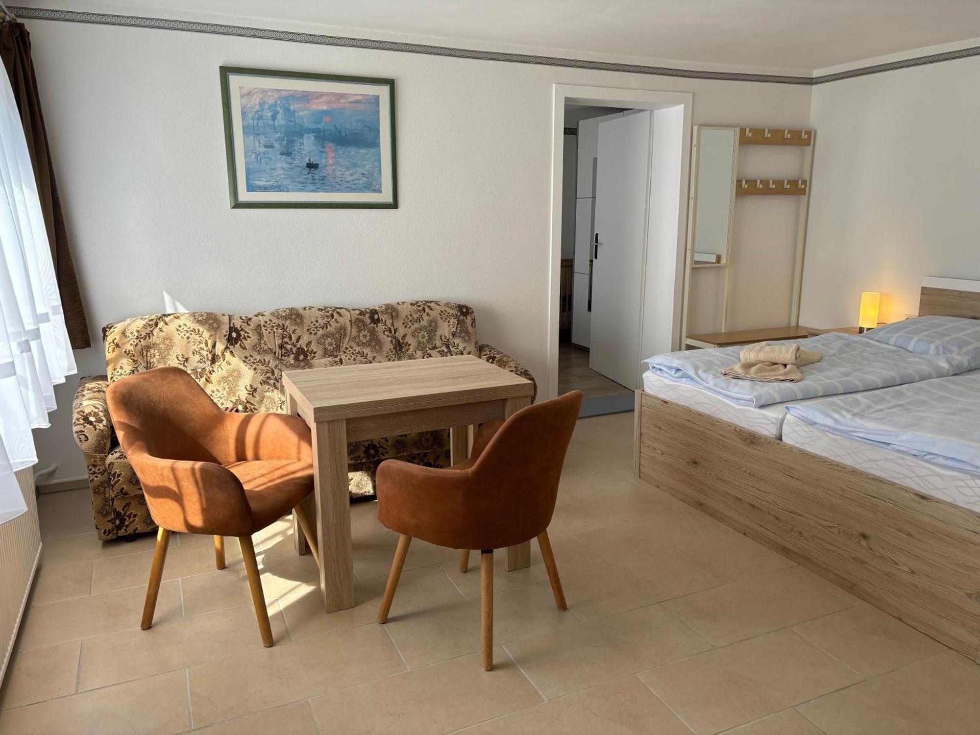 2 Ferienzimmer Inkl Fr & 1 Bungalow, Wlan, Garten, Grill 치노비츠 외부 사진